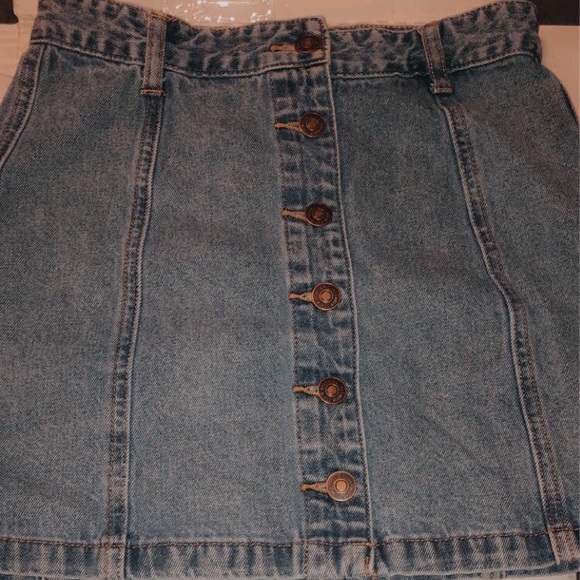 Forever 21 Dresses & Skirts - I’m great condition denim skirt
